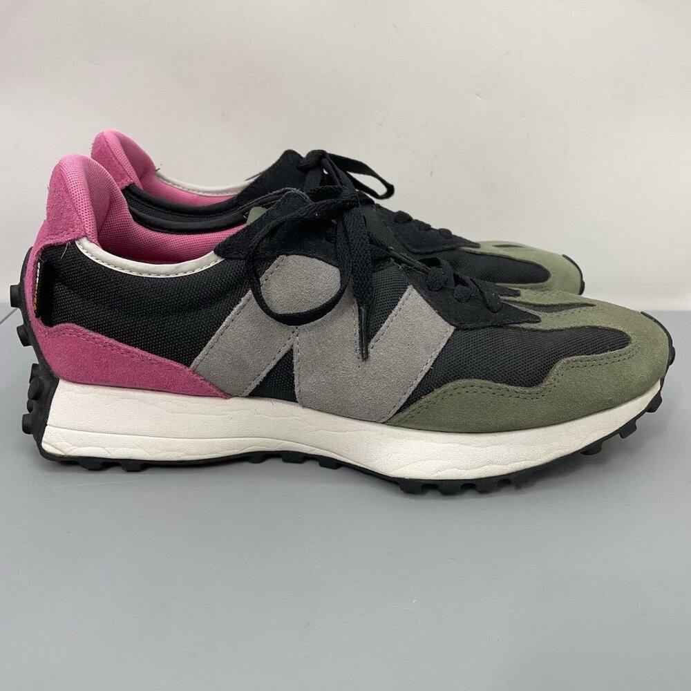 Men’s New Balance Black Green Gray Pink Athletic Sneakers